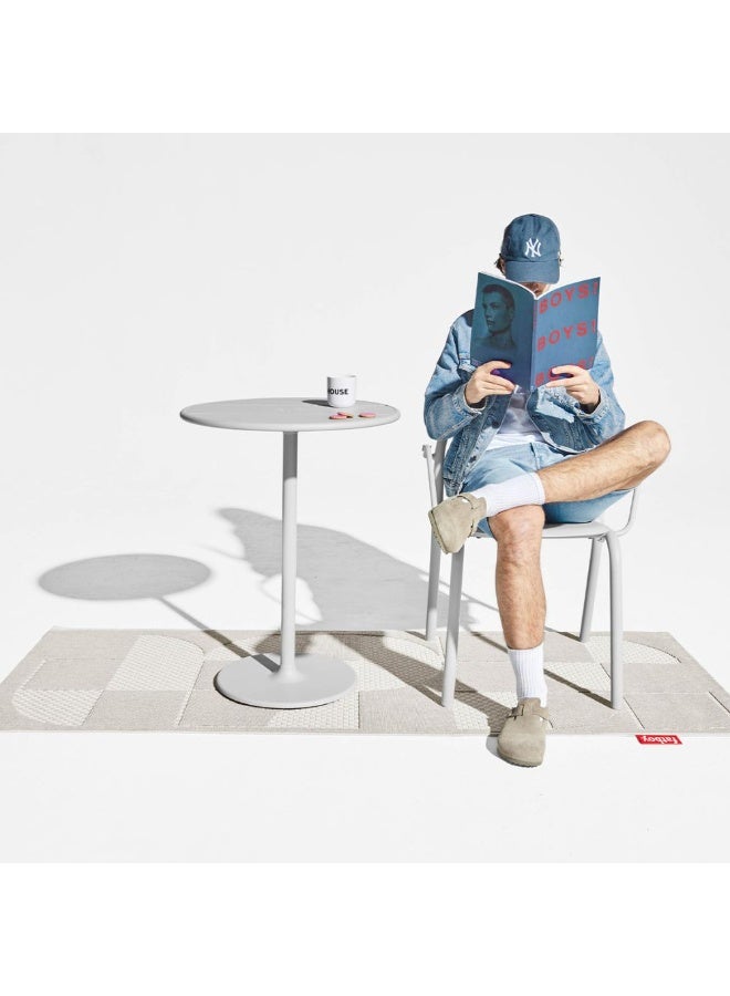 Fatboy Carpretty Catwalk Checky Carpet | Indoor/Outdoor | Easy to clean | UV-resistant | Combined multi-level weaving | Anti-static | 100% Polypropylene | 80x200 cm - Cream/White - Image 5